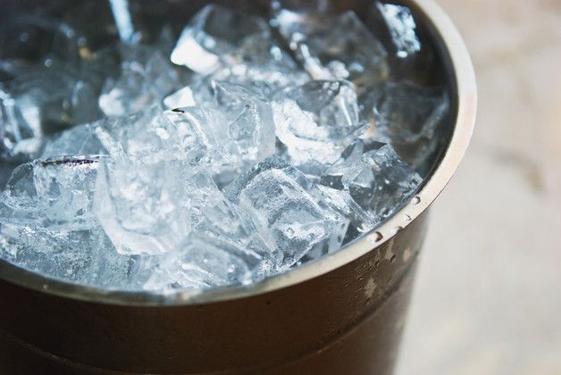 Ice cube trays