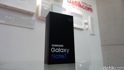 Unboxing Galaxy Note 7 di Jakarta