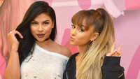 Ariana Grande saat melakoni sesi foto di Hollywood, Amerika Serikat, Senin (22/8/2016). Charley Gallay/Getty Images/detikFoto.