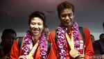 Pahlawan Olahraga Owi/Butet Tiba di Bandara Soetta