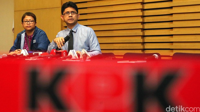 Paket Reformasi Hukum Jokowi Harus Perkuat KPK