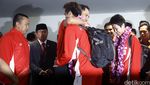 Pahlawan Olahraga Owi/Butet Tiba di Bandara Soetta