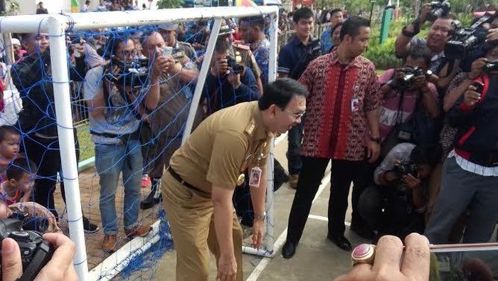 Ahok: Masyarakat Cepat Daftar Buat e-KTP, Kalau Nggak Peduli Ada Sanksinya