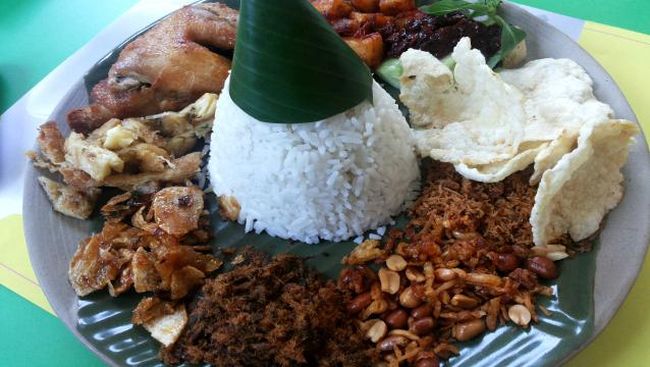 Nasi Langgi Berlauk Komplet Khas Solo Ada di 5 Tempat Ini