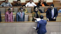 Menteri Keuangan Sri Mulyani Indrawati akan mempelajari pandangan yang disampaikan oleh DPR. Ini kemudian akan jadi bekal pembahasan lebih teknis nantinya.