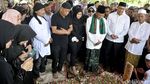 Tangis dan Doa Tukul Arwana Lepas Kepergian Susi Similikiti