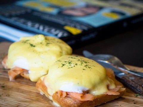 egg benedict