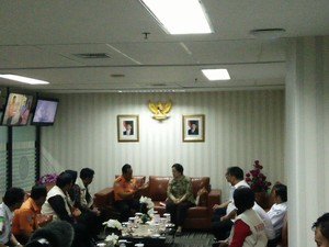Ditemani Djarot, Megawati Teken MoU PDIP dan Basarnas