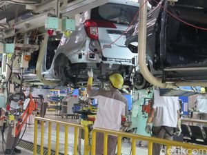 Setelah Libur Panjang, Pabrik Daihatsu Ngebul Lagi