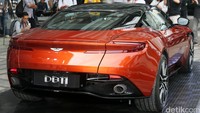 DB11 merupakan model DB paling bertenaga, paling efisien, dan paling dinamis dalam sejarah Aston Martin, dan merupakan produk terbaru yang paling signifikan sejak DB9 pertama kali diluncurkan pada tahun 2003.