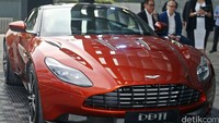 Mobil dibangun berdasarkan struktur aluminium terbaru yang memiliki efisiensi ruang lebih, serta lebih ringan dan kuat.