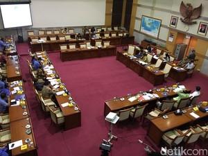 DPR Terima Surat dari Istana, Segera Fit and Proper Test Calon Dubes