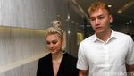 Mesranya Agnez MO Gandeng Wijaya Saputra