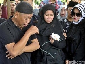 Pesan Tukul Setelah Ditinggal Susi Similikiti