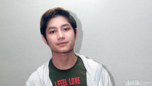 Foto Aliando, Rasya dan Verrel di Epicentrum
