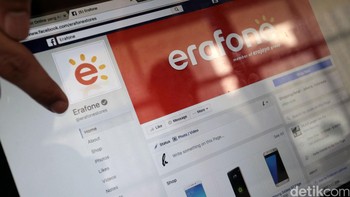 Akun resmi sosial media erafone untuk facebook bernama erafonestores.