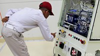 Untuk mendukung sistem pendidikan, TIA menggunakan alat-alat praktik dengan teknologi otomasi tingkat tinggi yang sudah diaplikasikan di Indonesia bahkan di industri Jepang.
