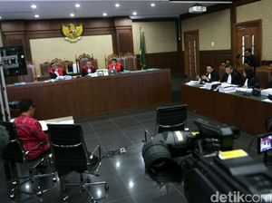Saat Hakim Binsar Tak Satu Suara dengan Ahli Soal Pasal Pembunuhan Berencana