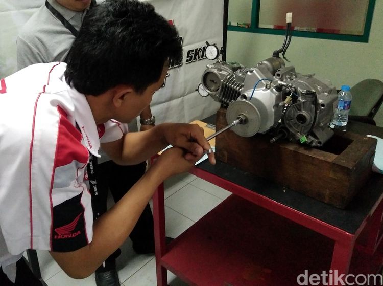 Honda Uji Kemampuan Mekanik
