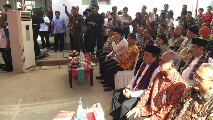 Didampingi Saefullah, Ahok Luncurkan TPAKD di Rusun Pesakih Daan Mogot