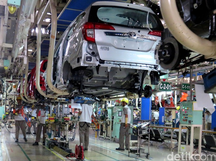 Tinggal Australia, Benua yang Belum Dijelajahi Mobil Buatan Karawang