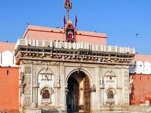 5 Kuil Menakjubkan di Negeri Bollywood
