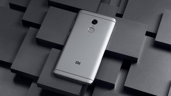Xiaomi menawarkan RAM 3 GB dan memori internal 32 GB. Foto: internet