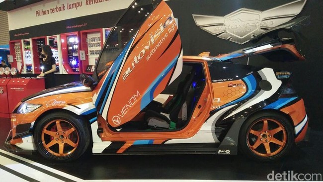 Honda CR-Z untuk Balap di Jalanan