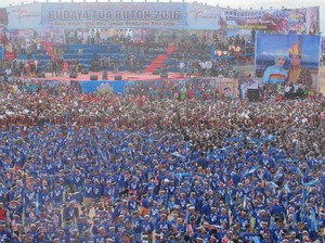 10 Ribu Penari Ramaikan Festival Budaya Tua Buton, Meriah!