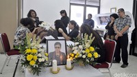 Rencananya jenazah akan dikebumikan pada Sabtu (27/8) mendatang di Taman Pemakaman Umum (TPU) Kampung Kandang, Jagakarsa, Jakarta Selatan. Pool/Noel/detikFoto.