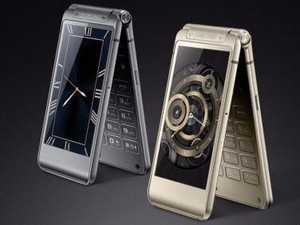 Samsung Besut Ponsel Flip Setara Galaxy S7