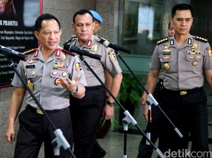 Kapolri: Buku Jokowi Undercover Ditulis Tanpa Tata Akademik