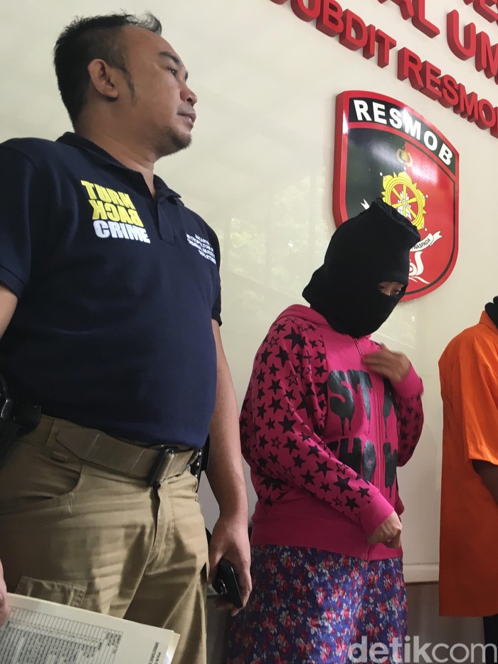 Ditangkap Polisi, Wanita Penadah Motor Curian Ini Menangis Sesenggukan