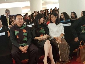Kelakar Ahok Sebut Istrinya Rayu Dian Sastro Jadi Pendamping di Pilgub DKI