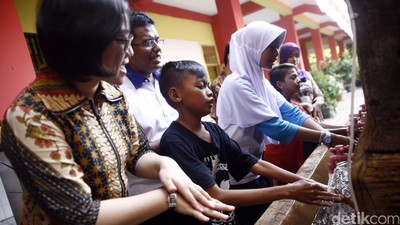 Edukasi Kesehatan Anak di Muara Angke