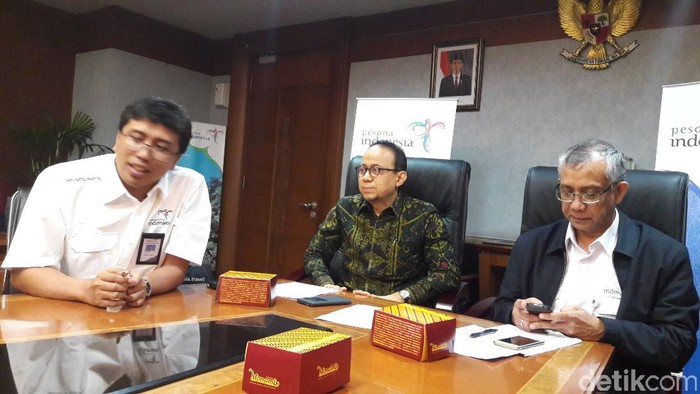 Lombok Siapkan Wisata Pantai Ramah Muslim