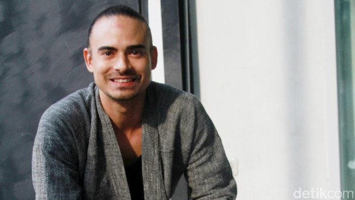 Ashraf Sinclair