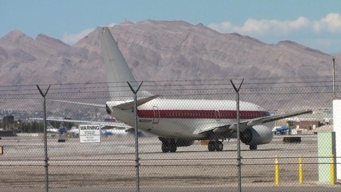 Foto: Pesawat maskapai Janet Airlines (LAX Videography and Spotting/Youtube) Foto: Pesawat maskapai Janet Airlines (LAX Videography and Spotting/Youtube)