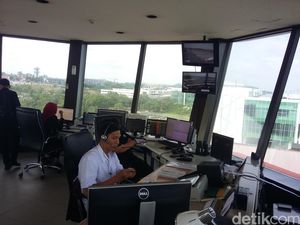Kisah Soal Fokus Penuh Petugas ATC Jaga Lalu Lintas di Langit Bandara