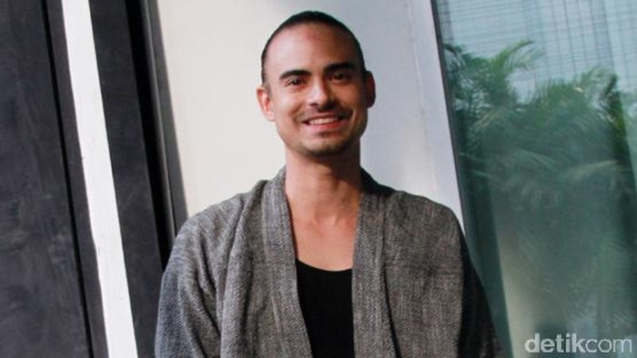 Ashraf Sinclair