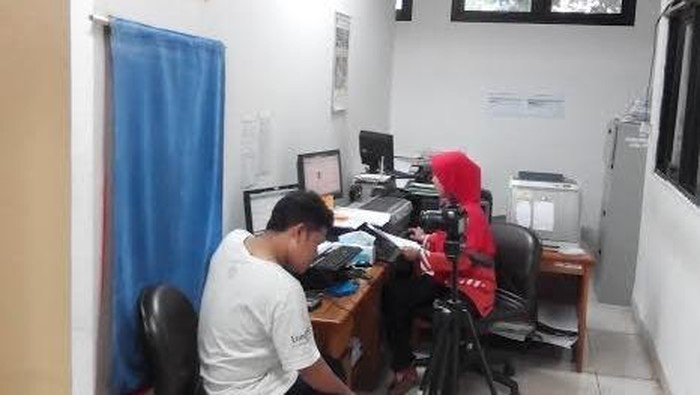 Ada e-KTP Mobile, Pelayanan Reguler Tetap Dibuka di Kelurahan Mampang