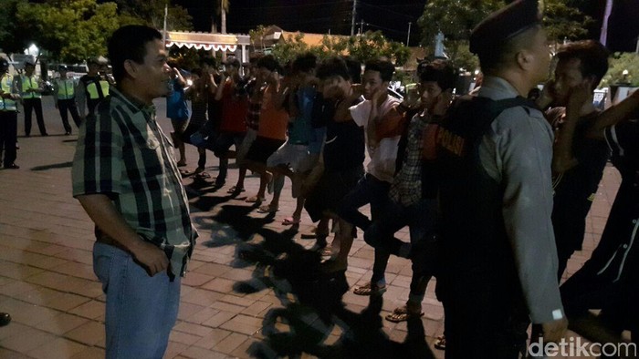 Razia Alun-alun, Polisi Demak Amankan Anak-anak Mabuk