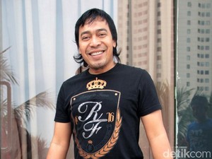 Anak Ketiga Pelawak Komeng Meninggal Dunia