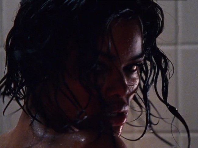 Nama Teyana meroket setelah muncul di video klip Kanye West yang berjudul Fade (2016). Dalam aksinya, ia unjuk kebolehan menari erotis sambil memamerkan tubuhnya yang seksi. (Foto: Tidal)