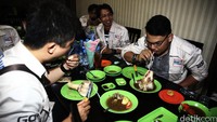 DRE 2 resmi diakhiri dengan makan malam bersama di sop sum sum Kuta Radja, daerah Pangoe, Banda Aceh pada pukul 21.00 sampai dengan 22.00.