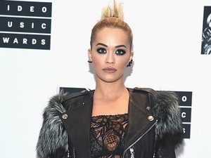 Foto: 6 Selebriti dengan Makeup Dramatis di Karpet Merah MTV VMA 2016
