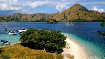 Ini adalah salah satu pemandangan dari foto yang dijepret di atas Pulau Kelor. Foto: detikINET - Anggoro Suryo Jati