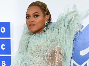 Ini 10 Lagu yang Paling Dicari Sepanjang 2016