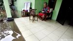 Banjir Rendam Puluhan Rumah di Ciracas