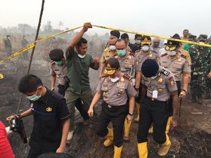 Kapolri Cek Titik Api di Lokasi Karhutla di Wilayah Kampar Riau